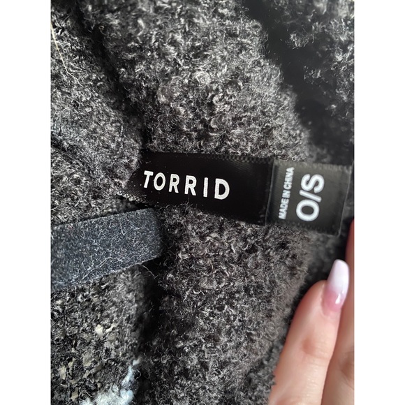 Torrid Knit Plaid Poncho - Picture 2 of 2